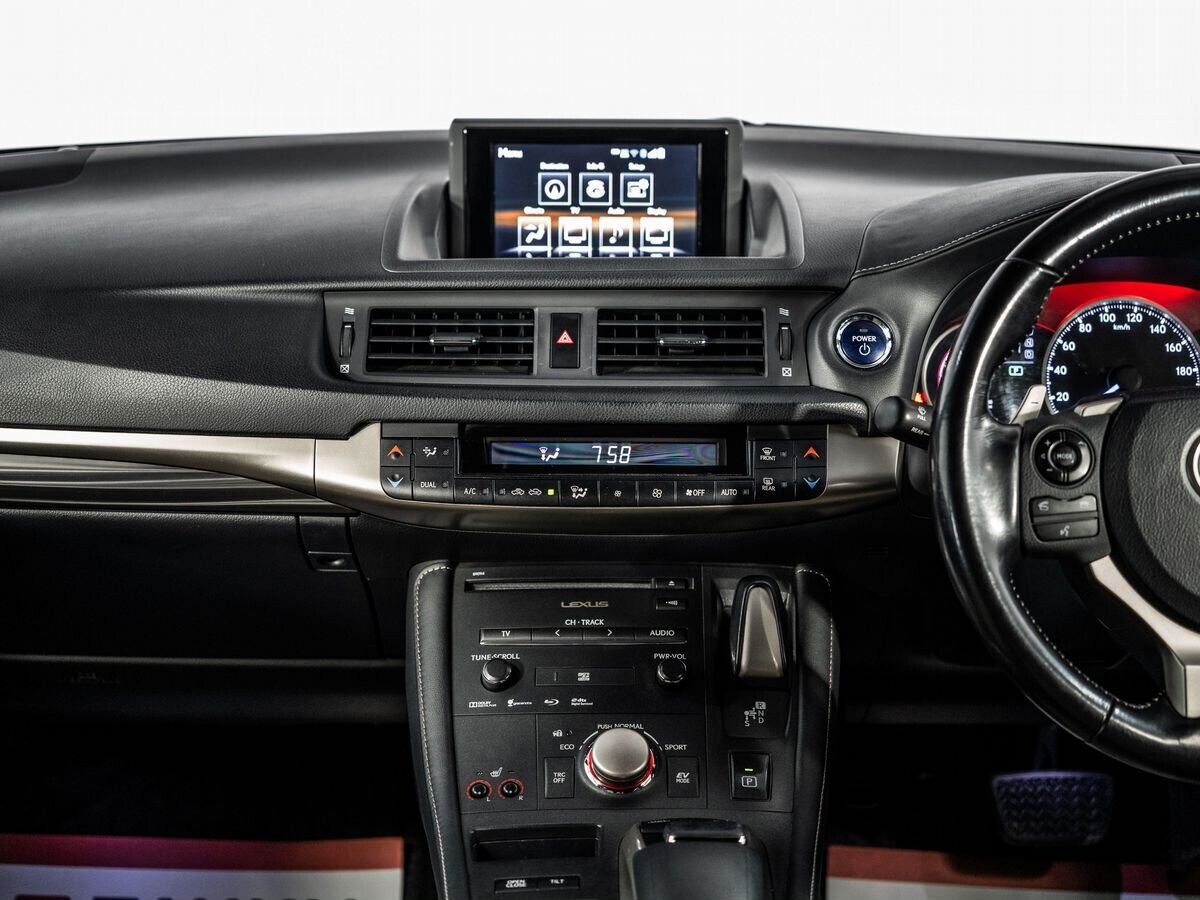 Lexus CT 2015 - фото автомобиля