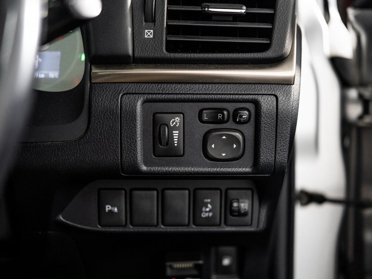 Lexus CT 2015 - фото автомобиля