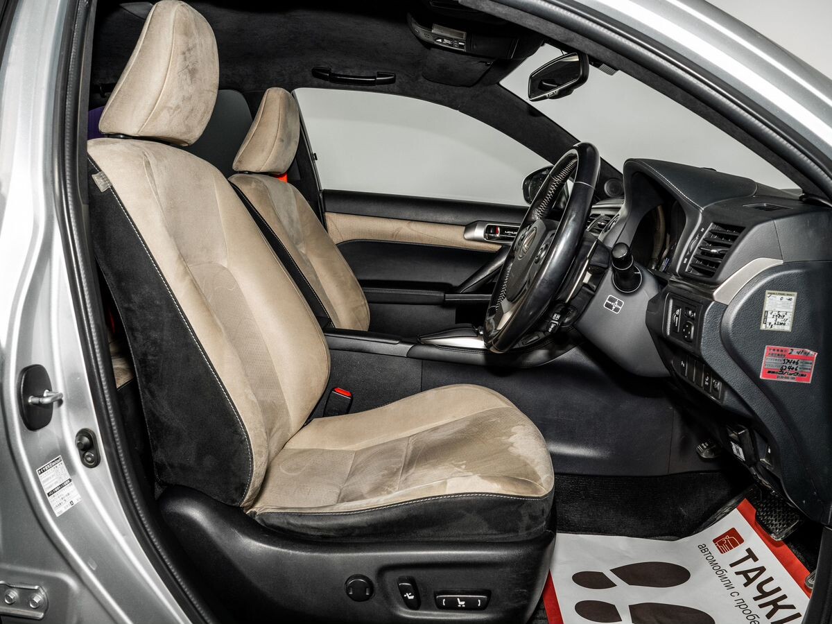 Lexus CT 2015 - фото автомобиля