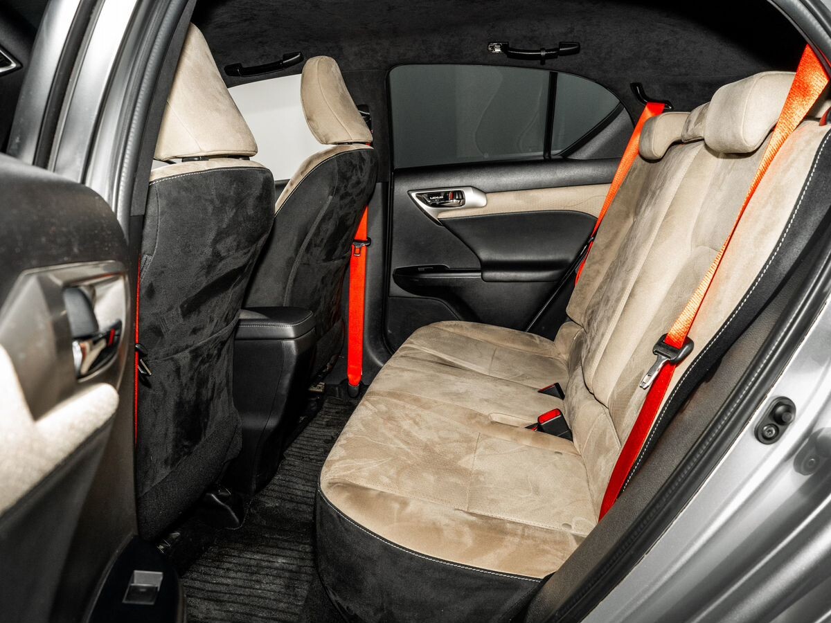 Lexus CT 2015 - фото автомобиля