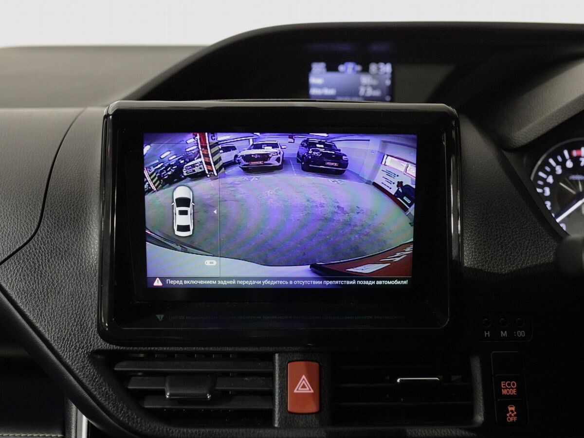 Toyota Esquire 2020 - фото автомобиля