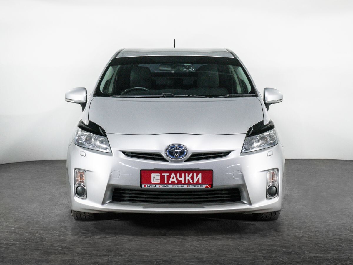 Toyota Prius 2010 - фото автомобиля