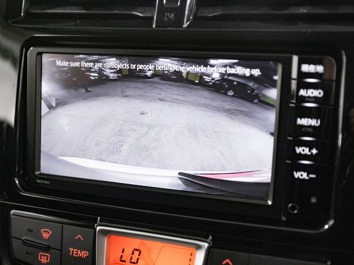 Toyota Ractis 2014 - фото автомобиля