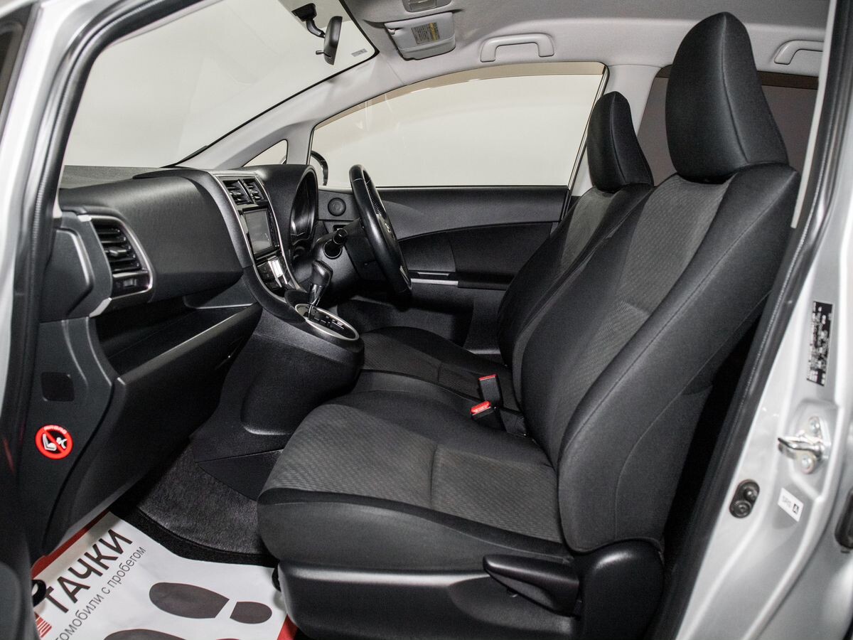 Toyota Ractis 2014 - фото автомобиля