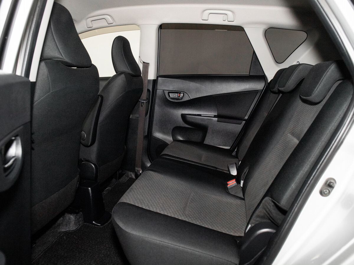 Toyota Ractis 2014 - фото автомобиля