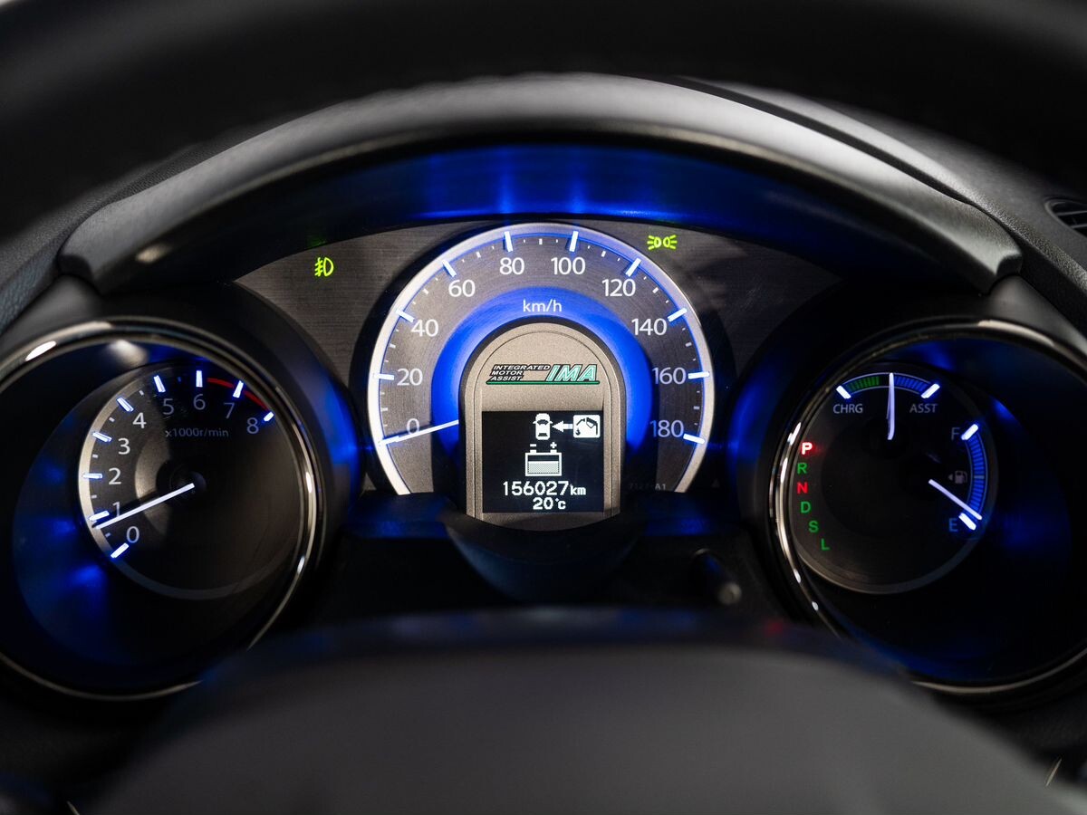 Honda Fit Shuttle 2012 - фото автомобиля