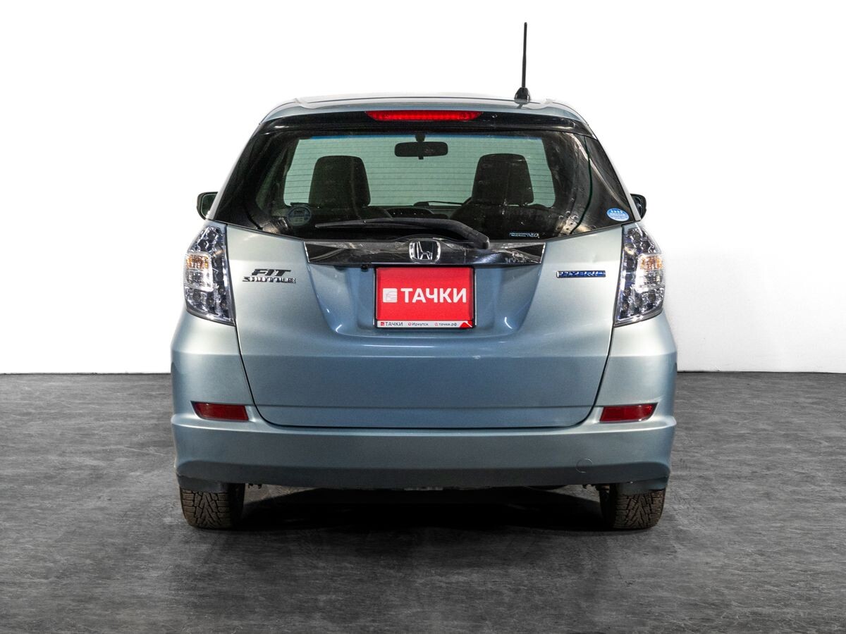 Honda Fit Shuttle 2012 - фото автомобиля