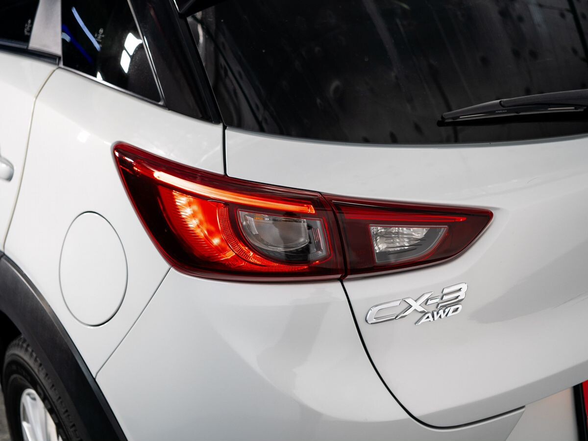 Mazda CX-3 2015 - фото автомобиля