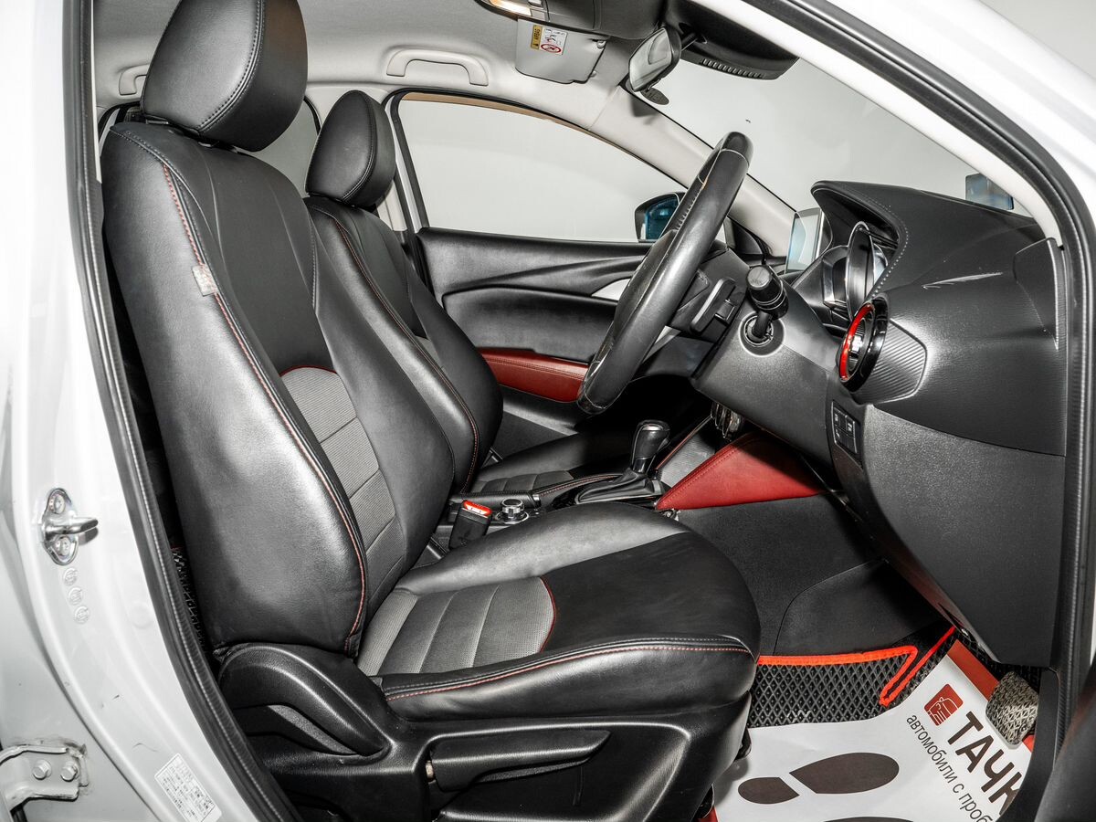 Mazda CX-3 2015 - фото автомобиля