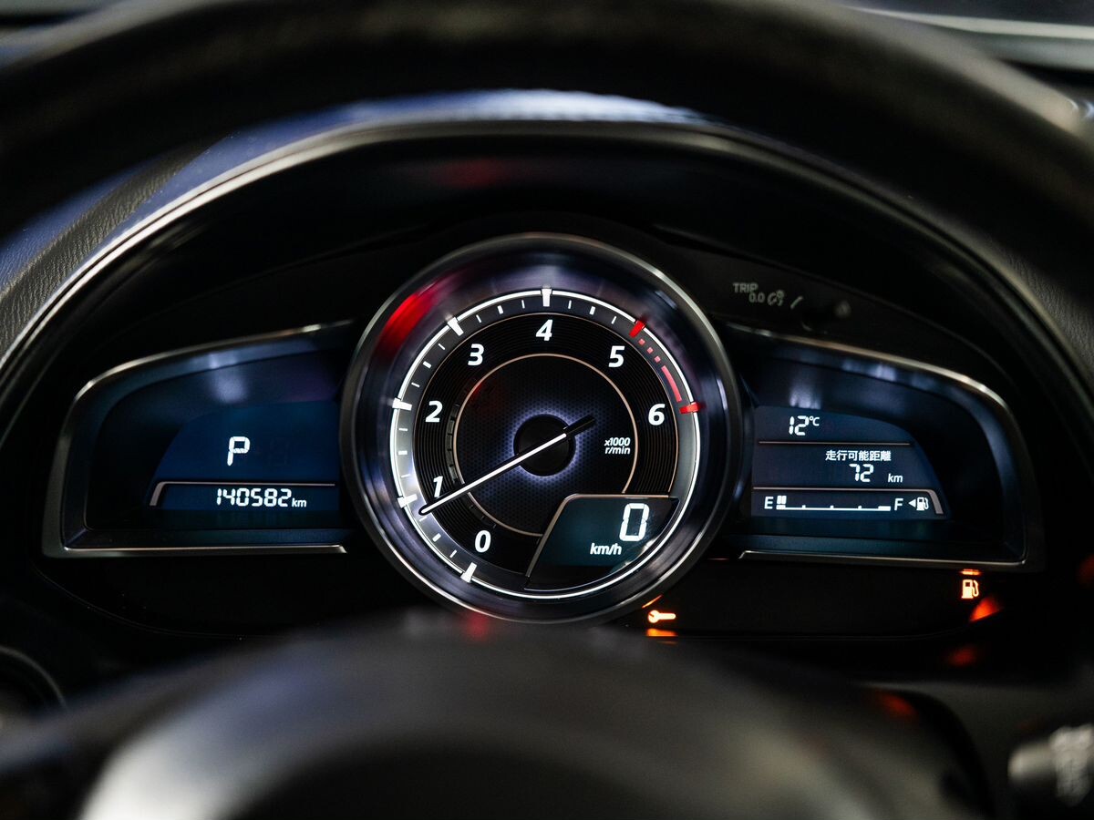 Mazda CX-3 2015 - фото автомобиля