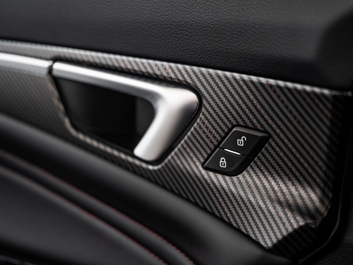 FAW Bestune T55 2023 - фото автомобиля