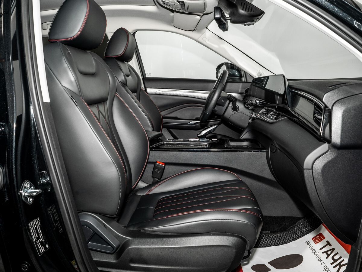 FAW Bestune T55 2023 - фото автомобиля