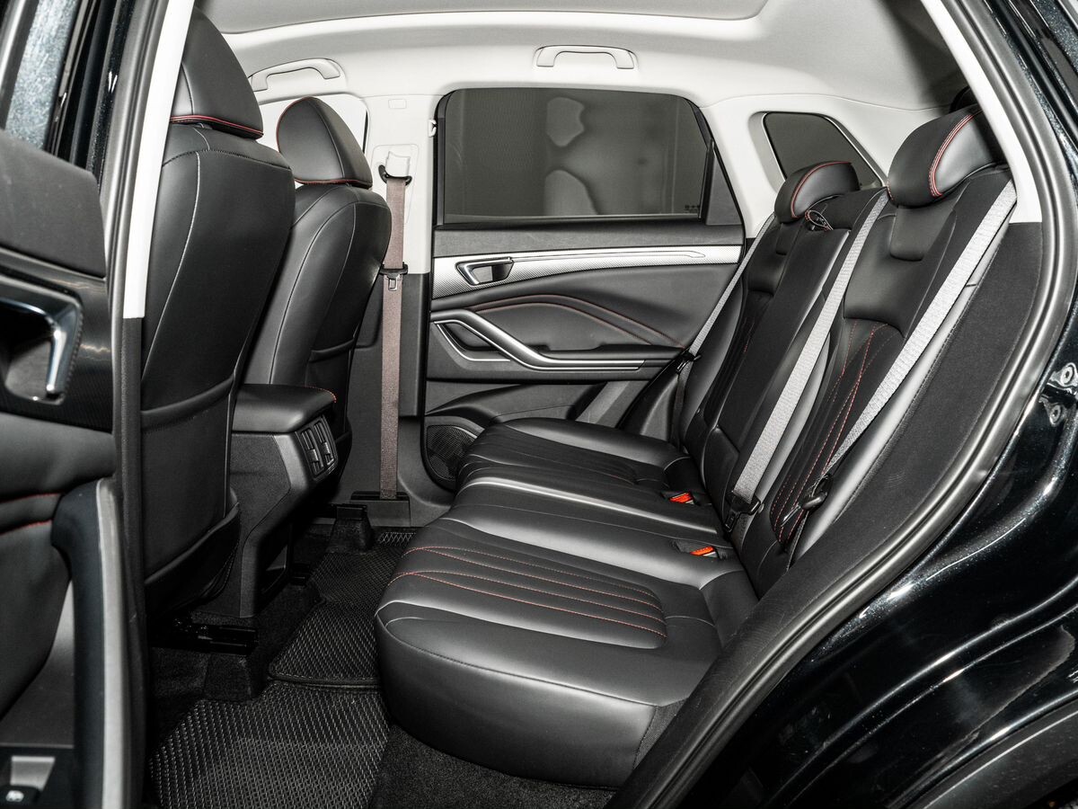 FAW Bestune T55 2023 - фото автомобиля