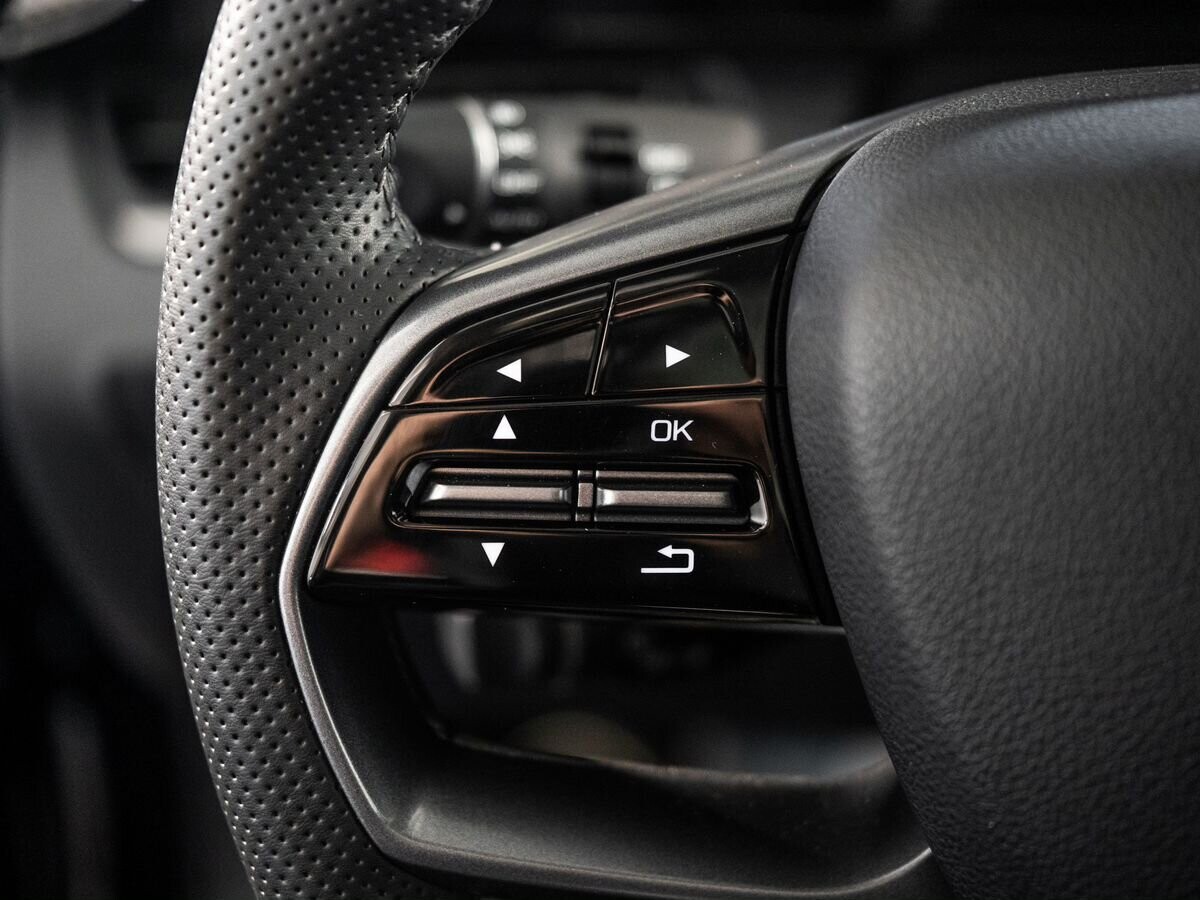 FAW Bestune T55 2023 - фото автомобиля