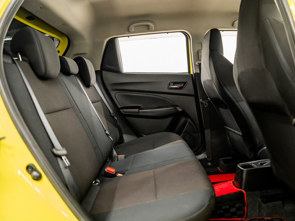 Suzuki Swift 2019 - фото автомобиля