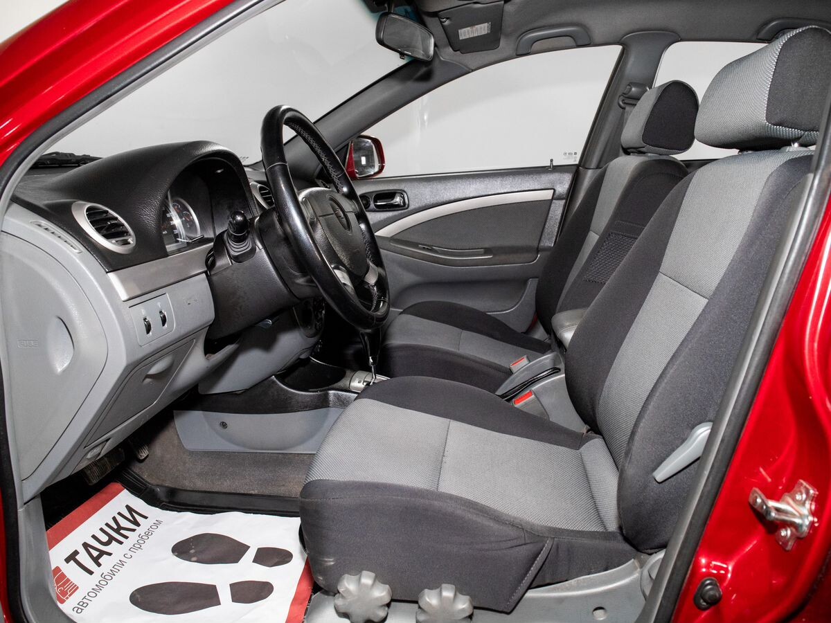 Chevrolet Lacetti 2011 - фото автомобиля