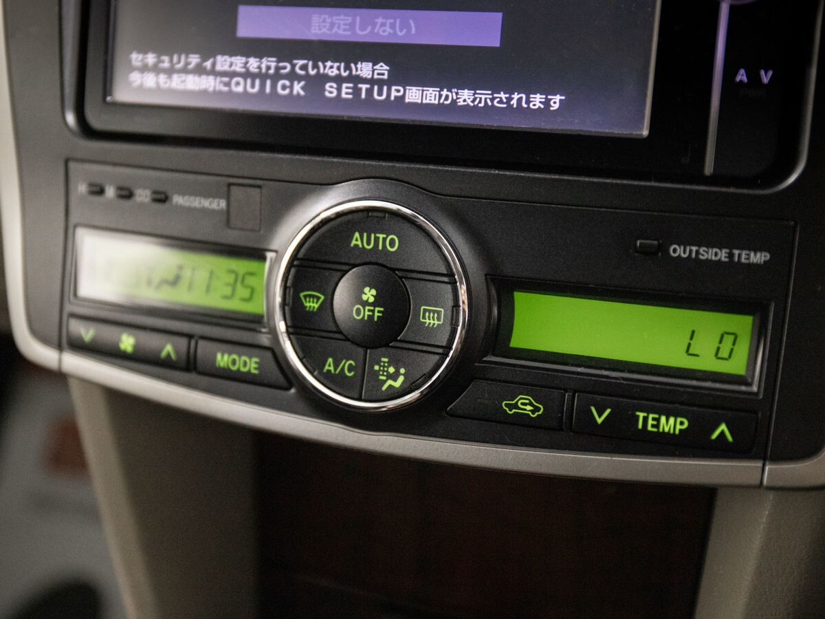 Toyota Premio 2012 - фото автомобиля