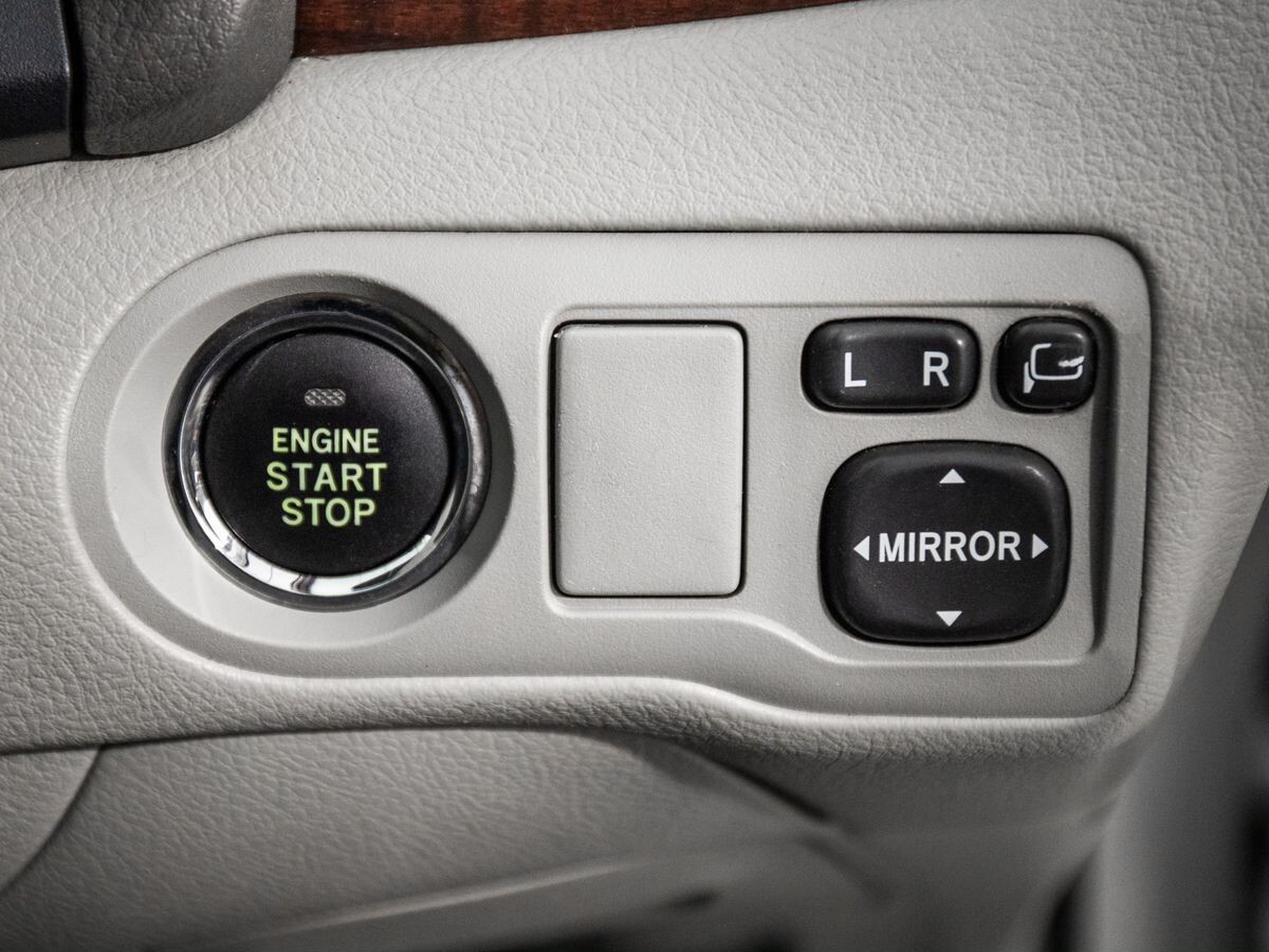 Toyota Premio 2012 - фото автомобиля