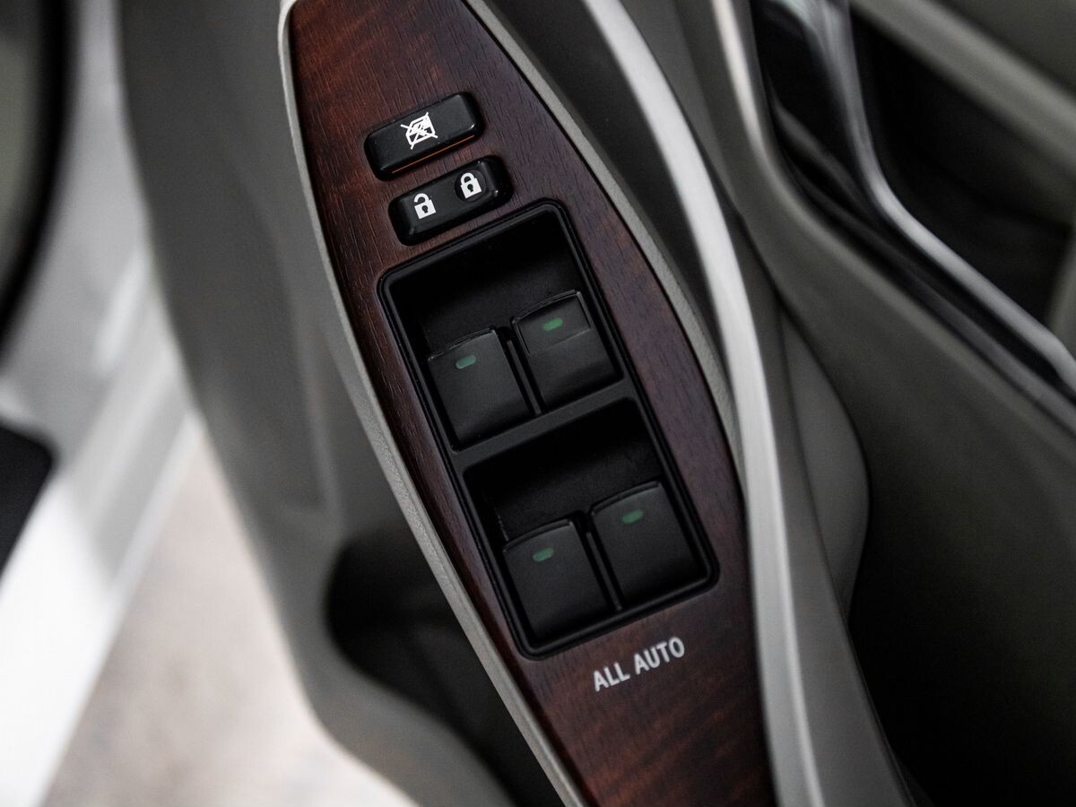 Toyota Premio 2012 - фото автомобиля