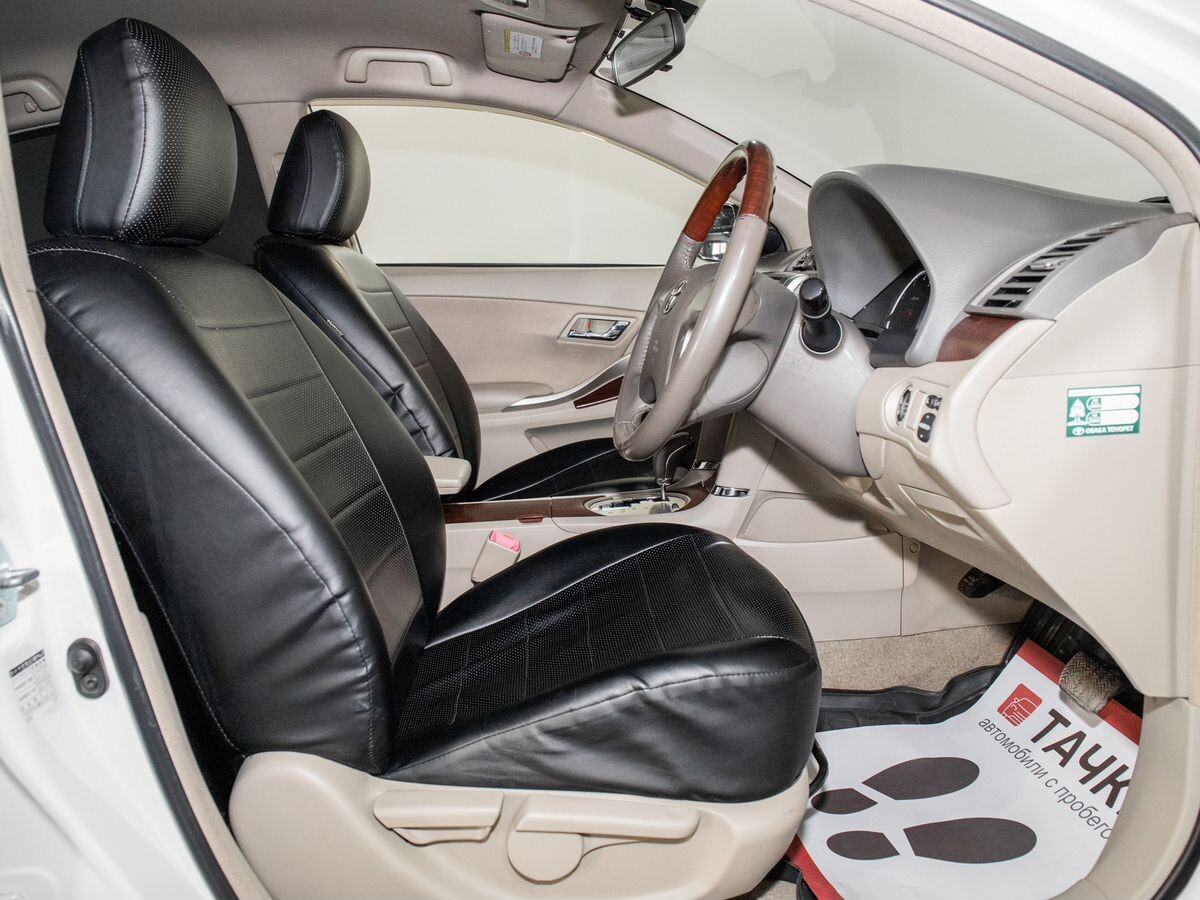 Toyota Premio 2012 - фото автомобиля