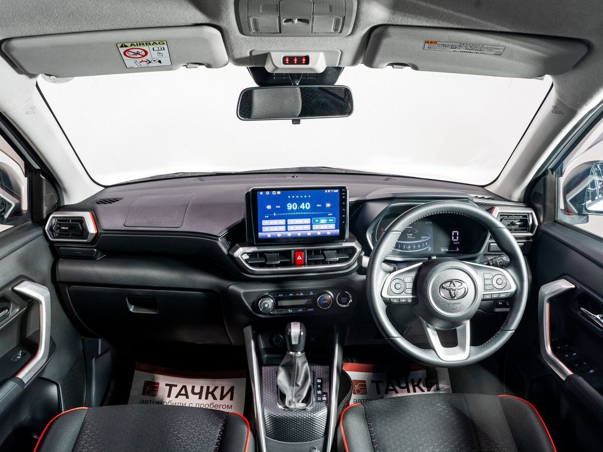 Toyota Raize 2020 - фото автомобиля