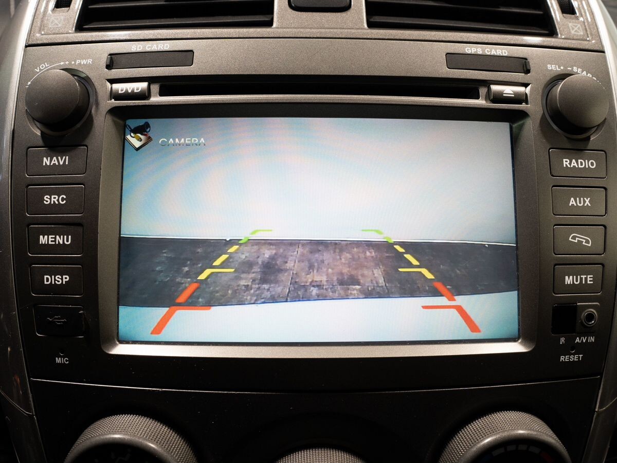 Toyota Corolla 2013 - фото автомобиля