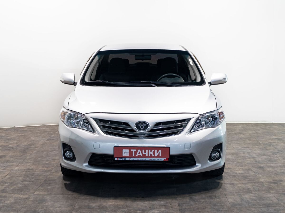 Toyota Corolla 2013 - фото автомобиля