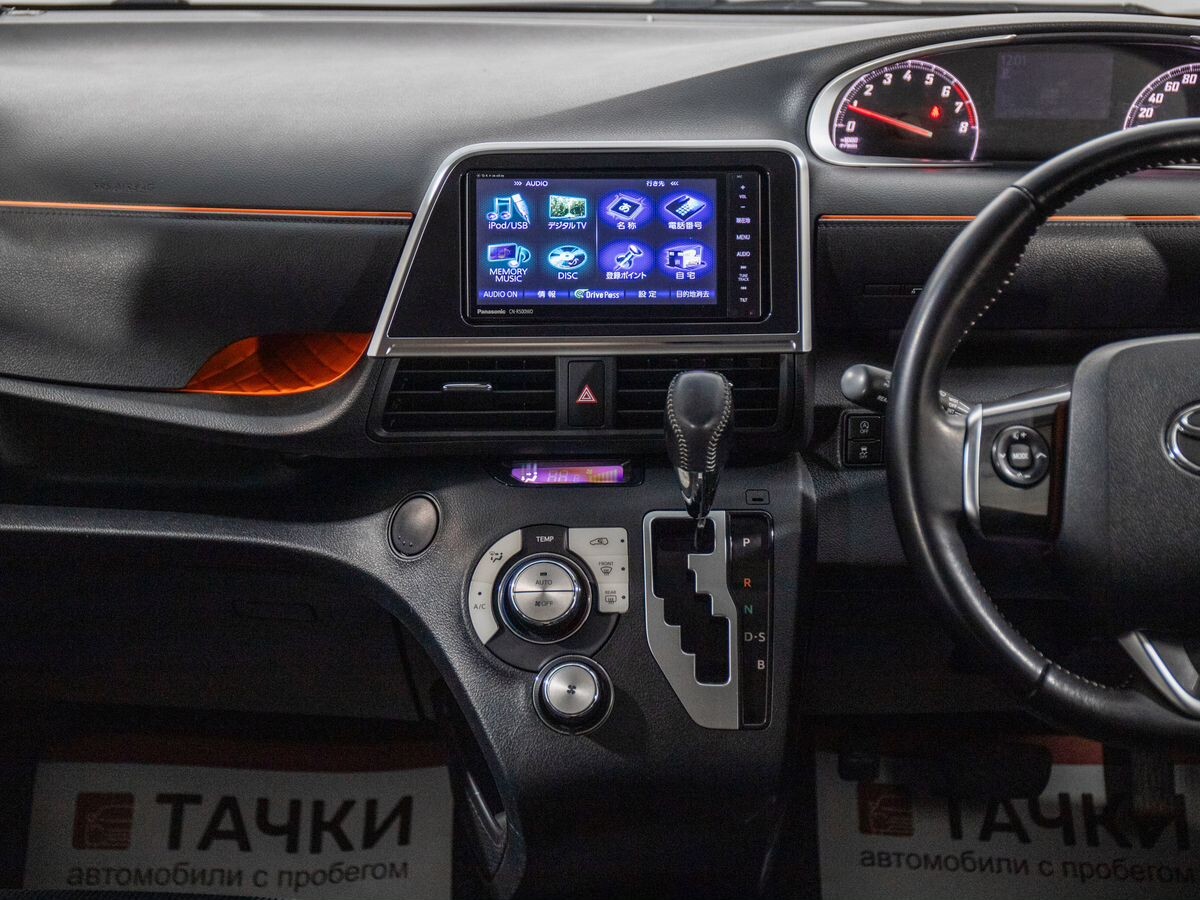 Toyota Sienta 2016 - фото автомобиля