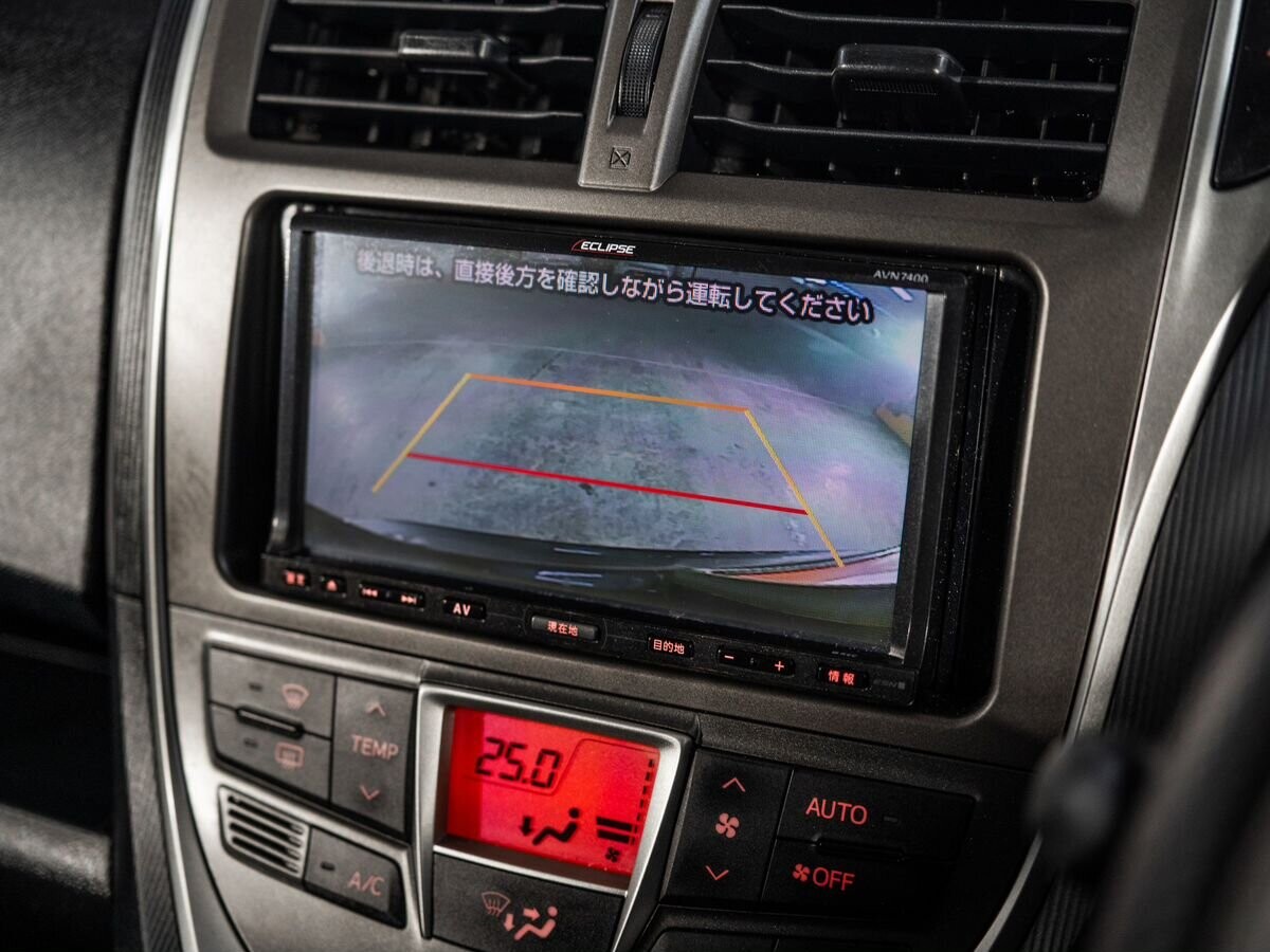 Subaru Trezia 2011 - фото автомобиля