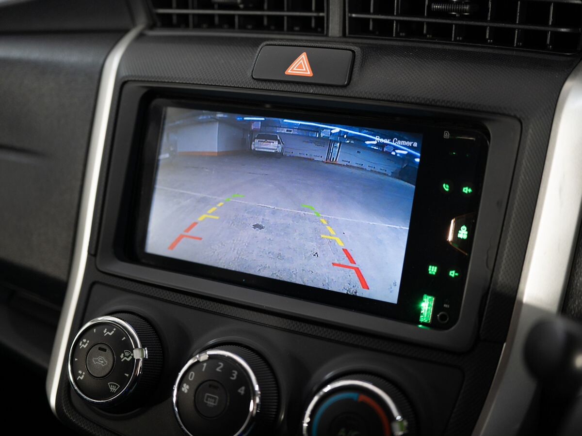 Toyota Corolla 2015 - фото автомобиля