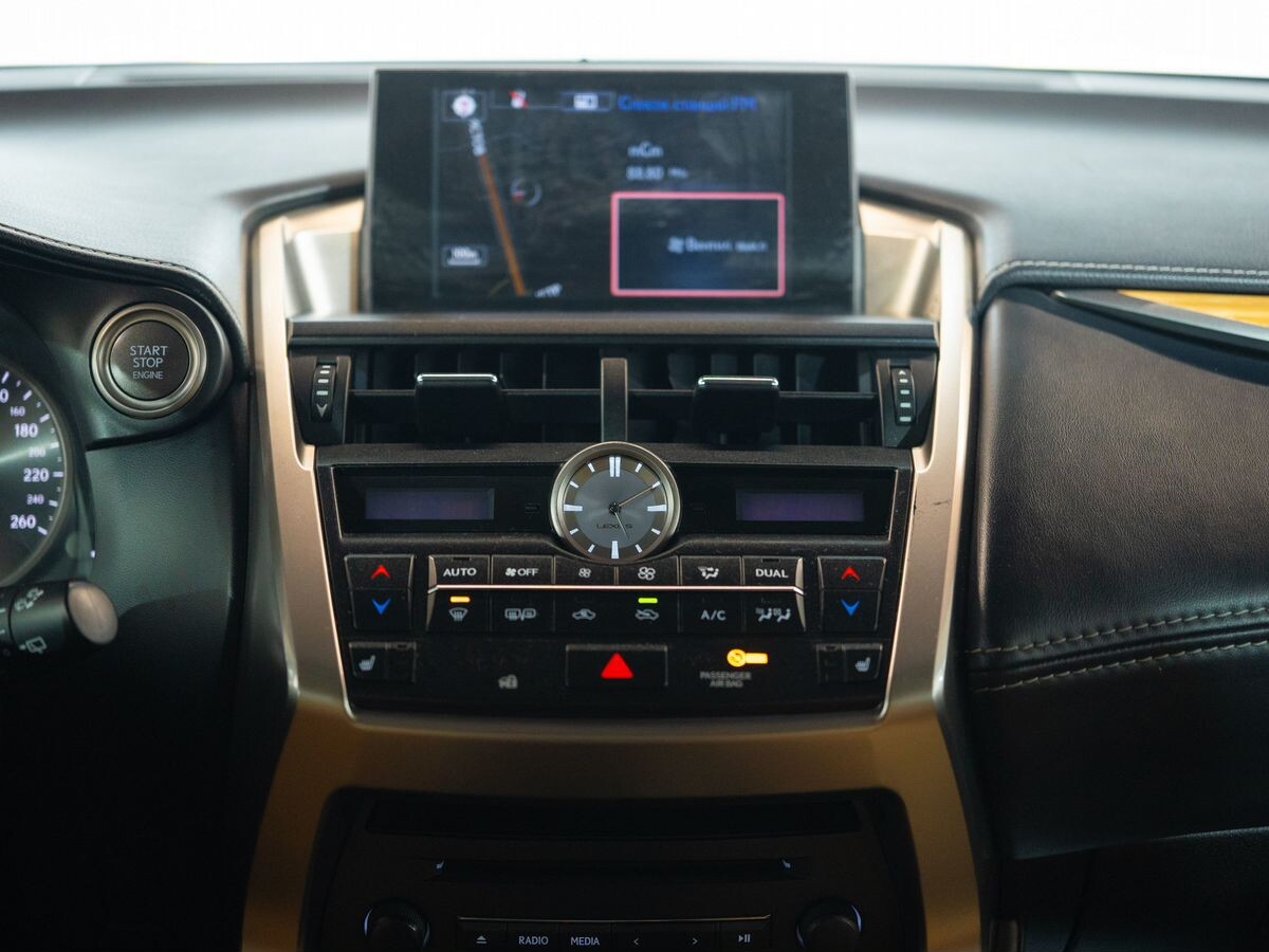 Lexus NX 2016 - фото автомобиля