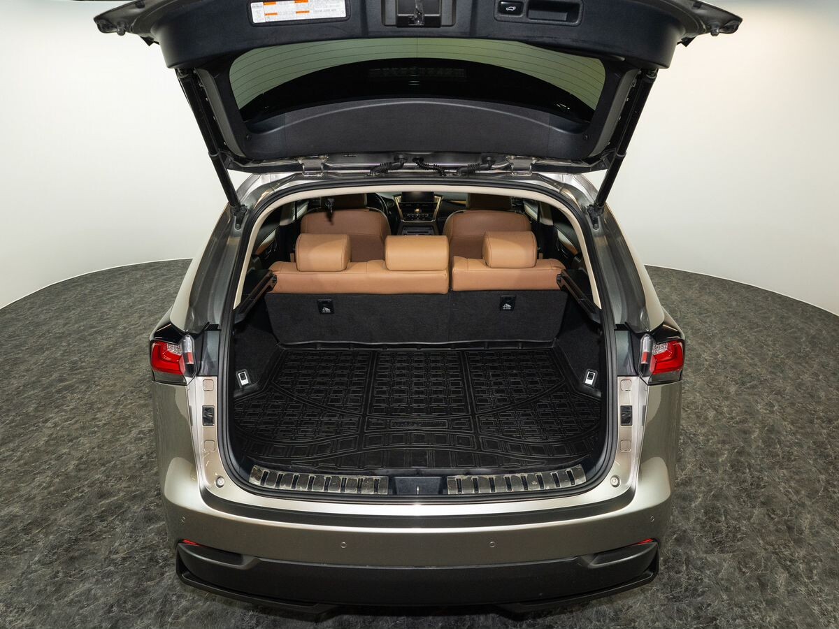 Lexus NX 2016 - фото автомобиля