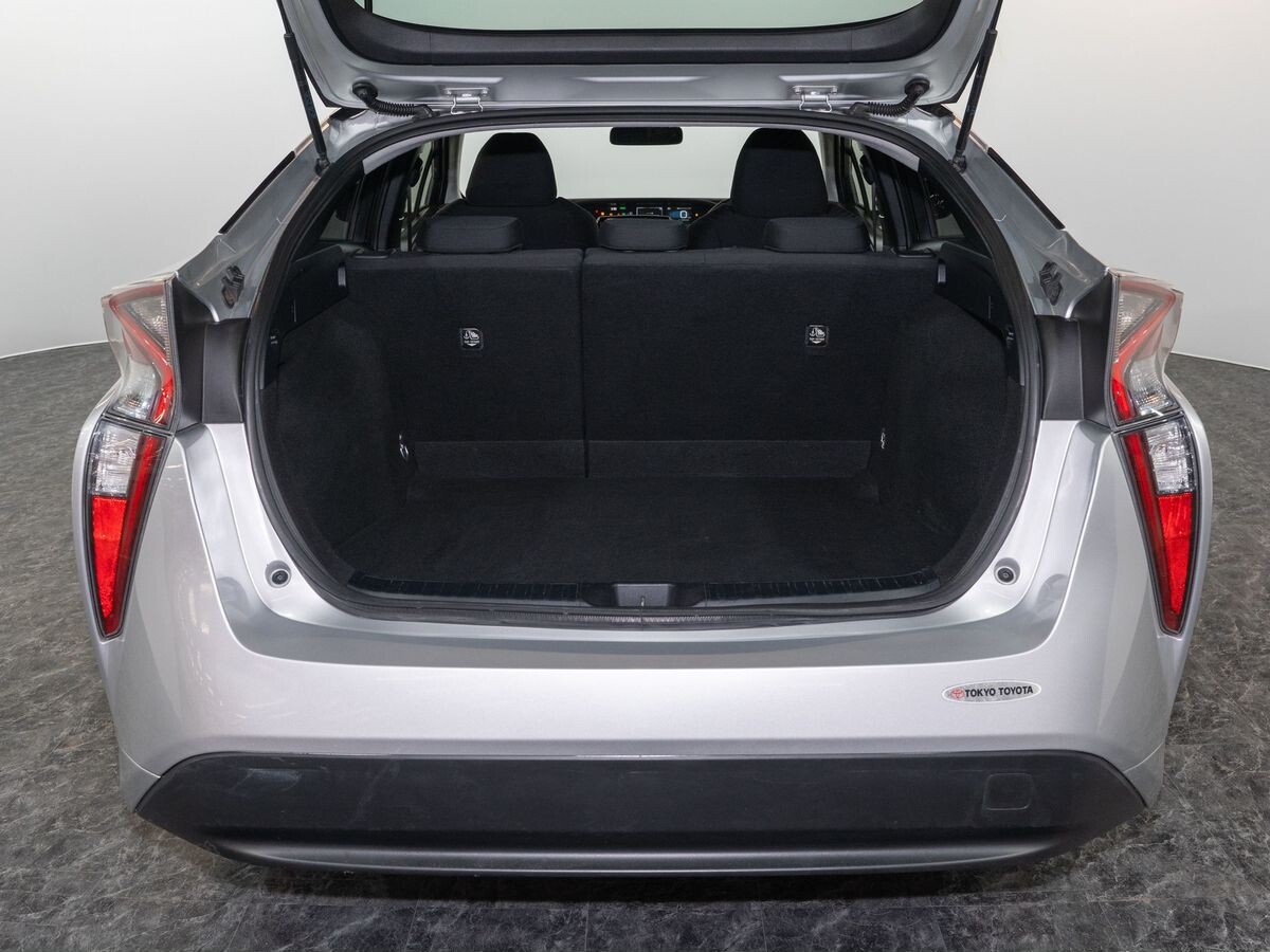 Toyota Prius 2016 - фото автомобиля