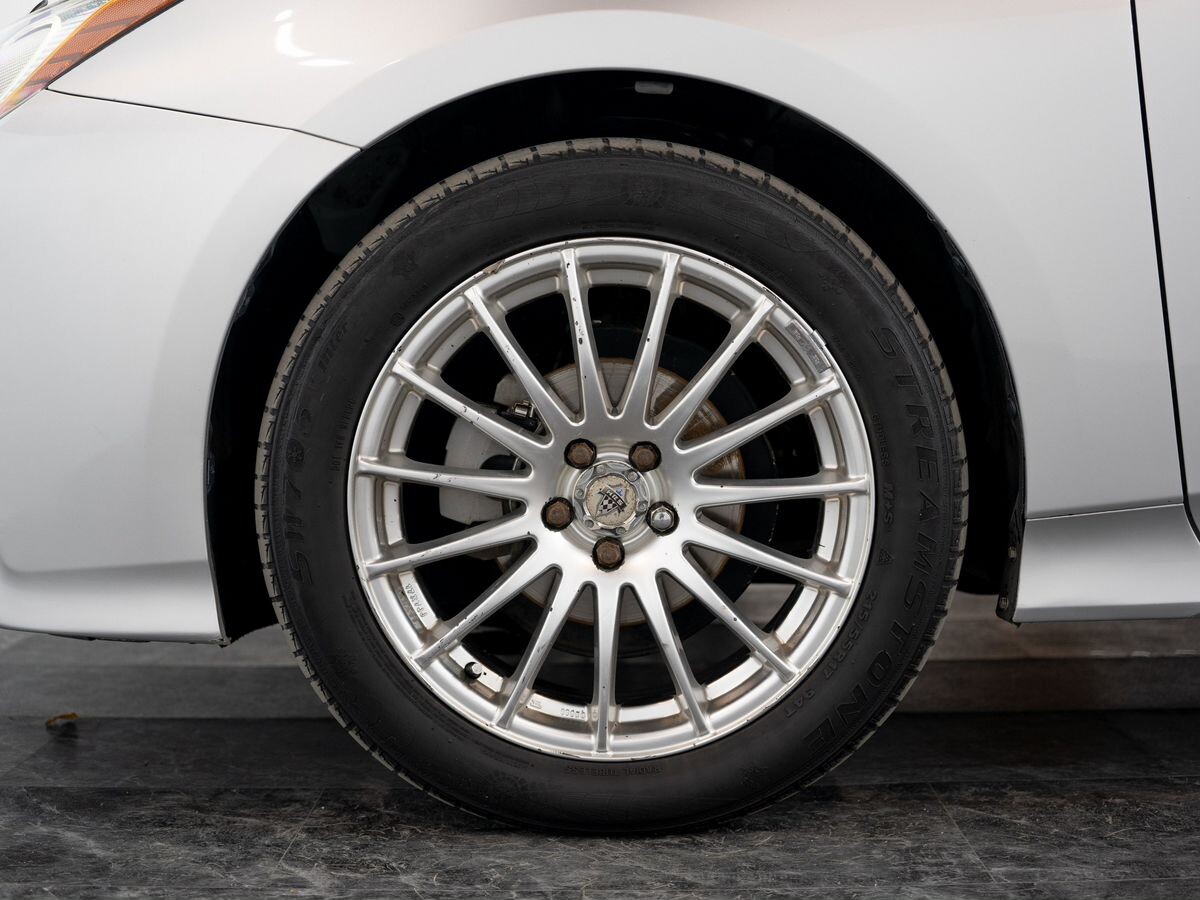 Toyota Prius 2016 - фото автомобиля