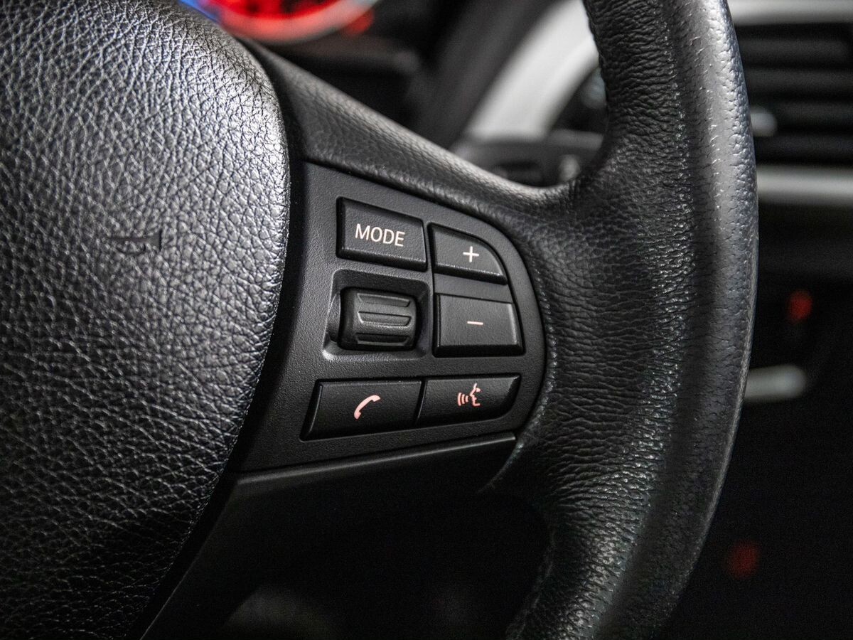 BMW 1-Series 2016 - фото автомобиля