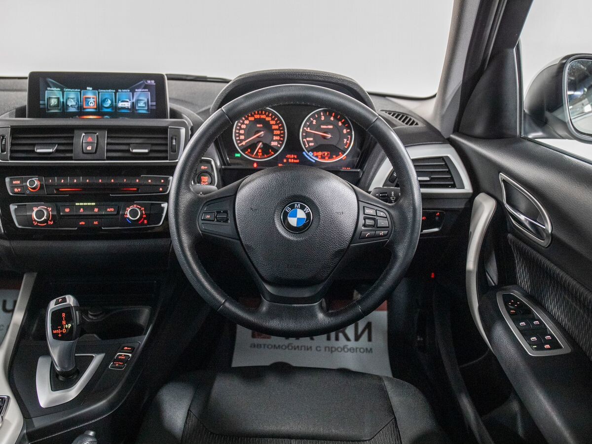 BMW 1-Series 2016 - фото автомобиля