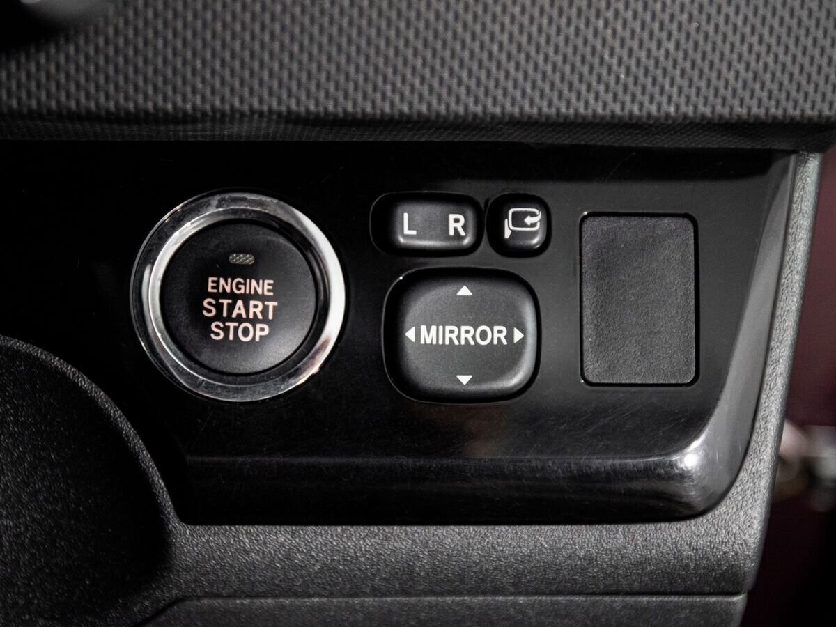 Toyota Corolla Rumion 2015 - фото автомобиля