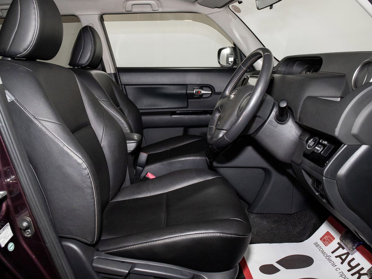 Toyota Corolla Rumion 2015 - фото автомобиля