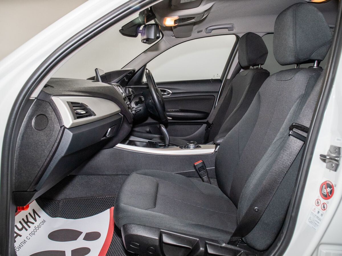 BMW 1 серии 2016 - фото автомобиля