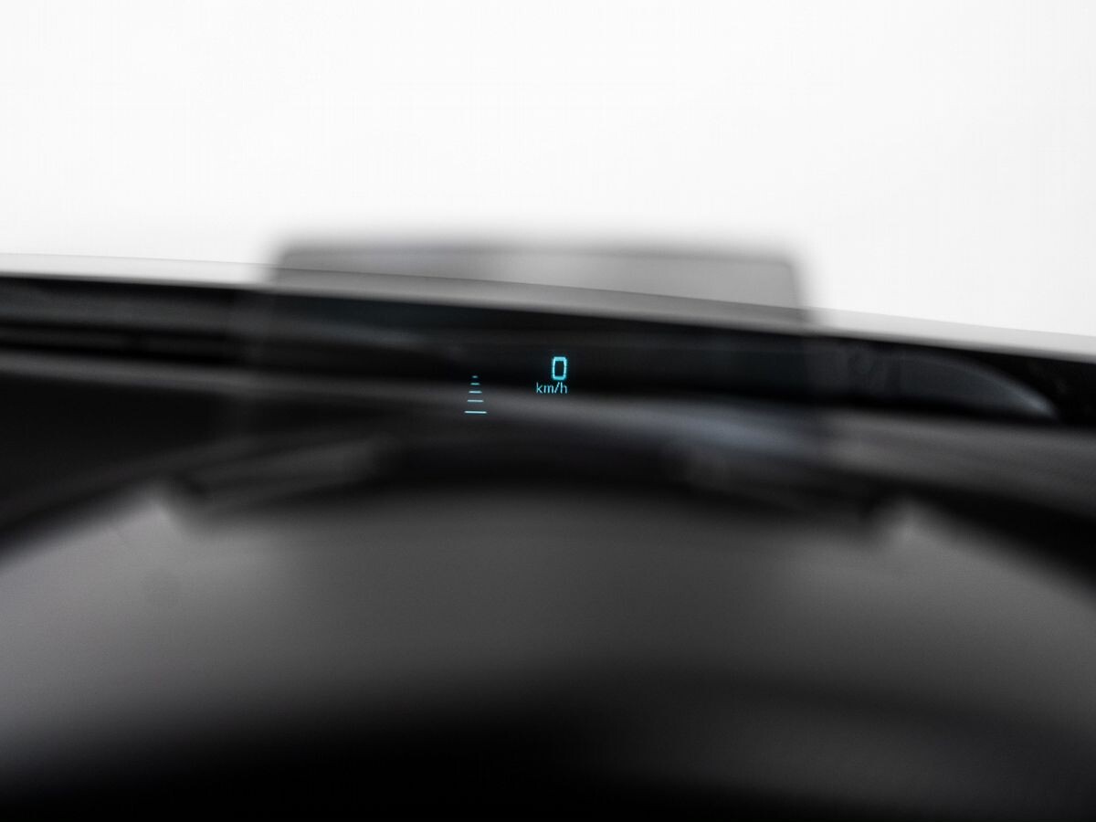 Mazda Axela 2015 - фото автомобиля