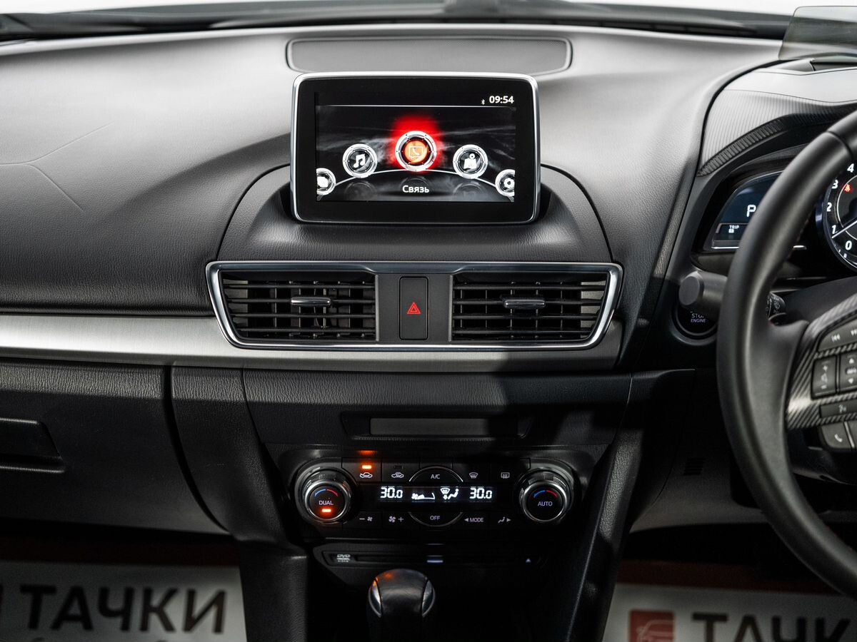 Mazda Axela 2015 - фото автомобиля