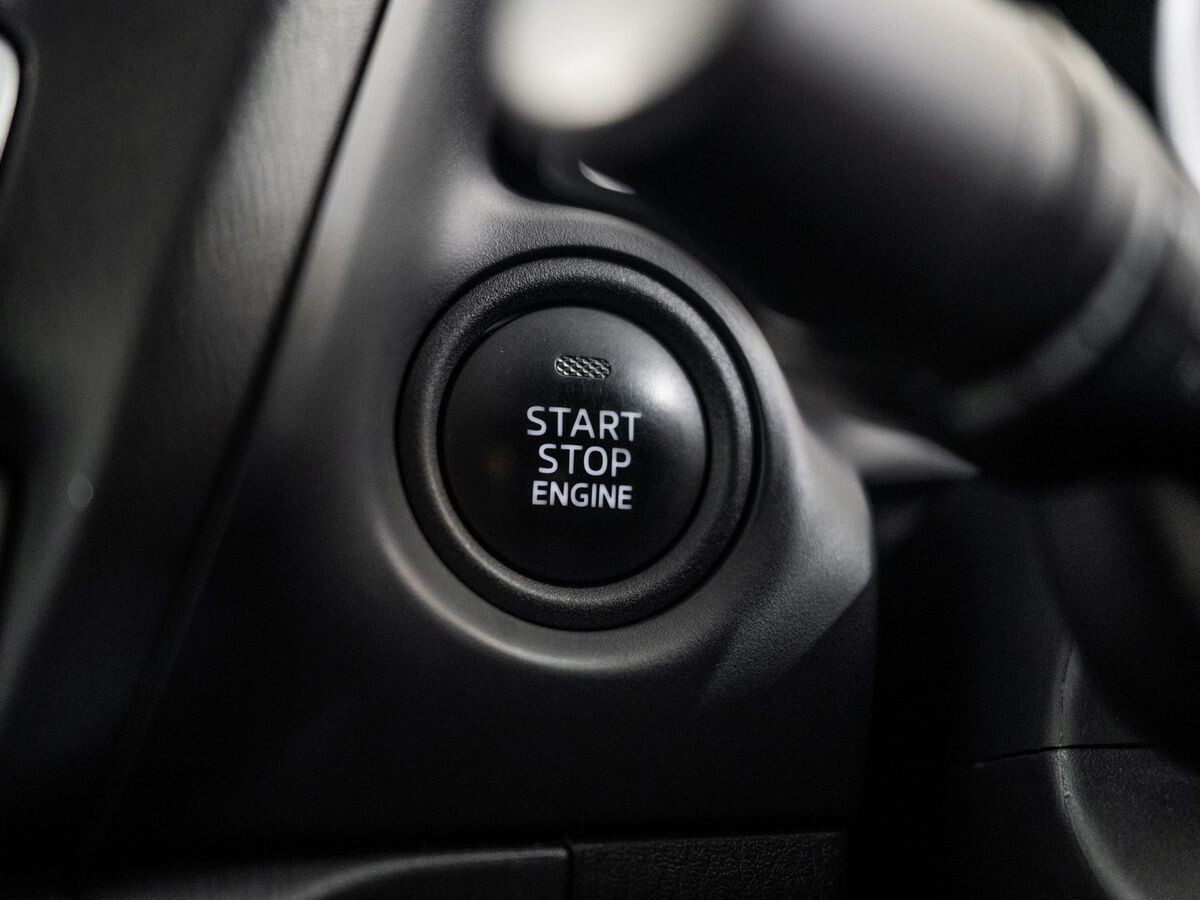 Mazda Axela 2015 - фото автомобиля