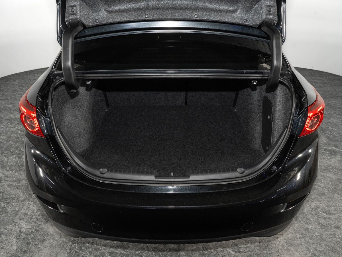 Mazda Axela 2015 - фото автомобиля