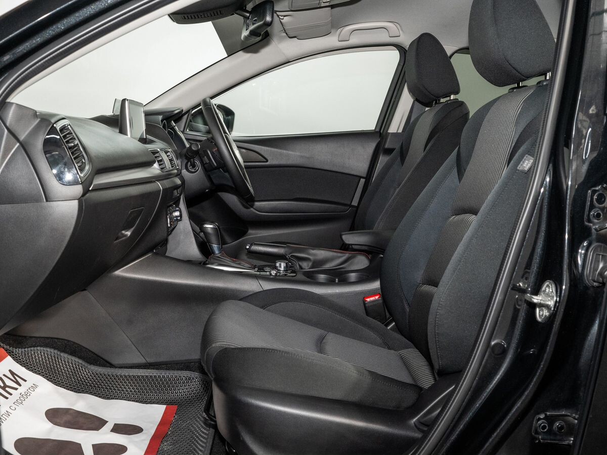 Mazda Axela 2015 - фото автомобиля