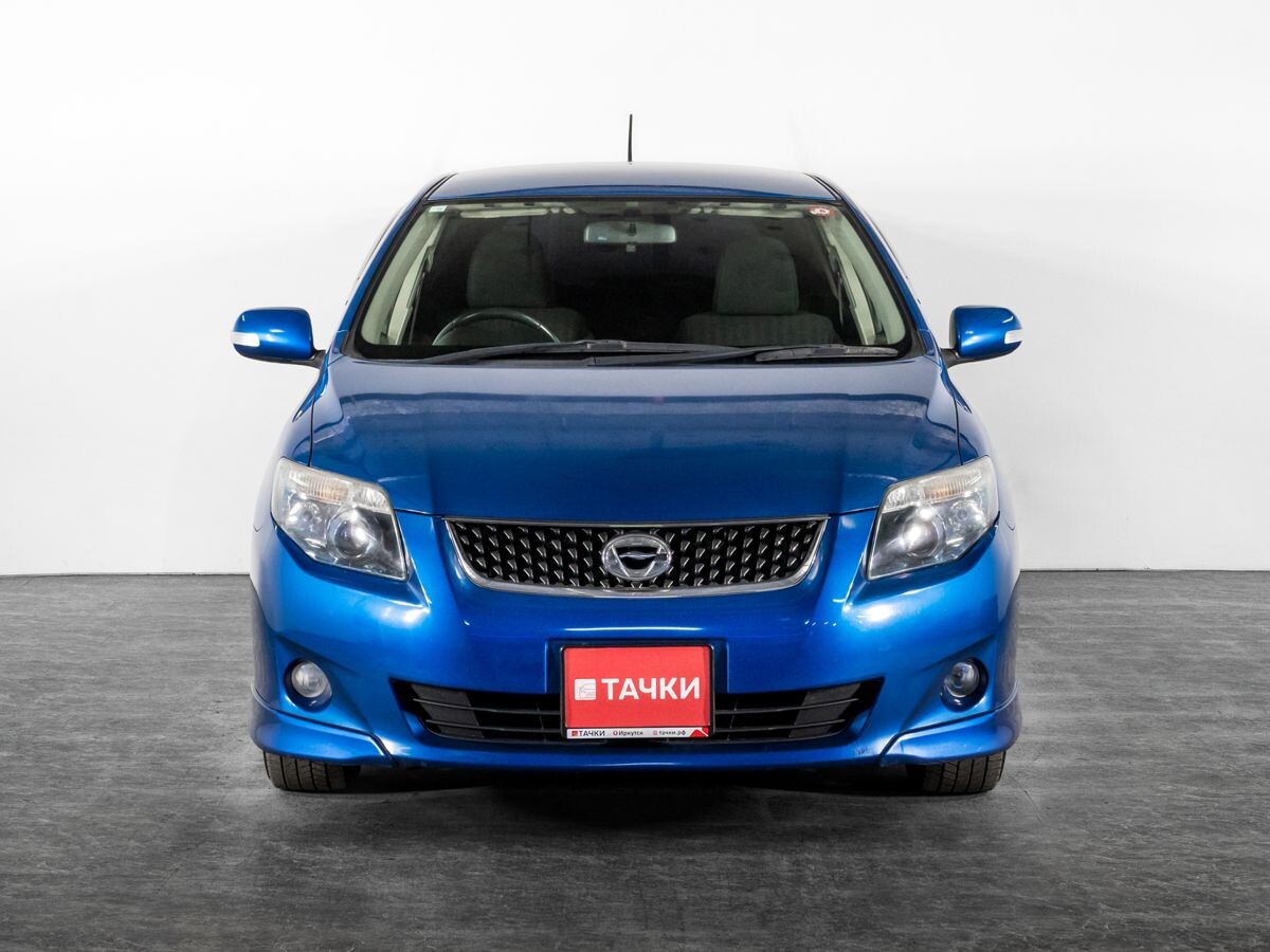 Toyota Corolla 2010 - фото автомобиля