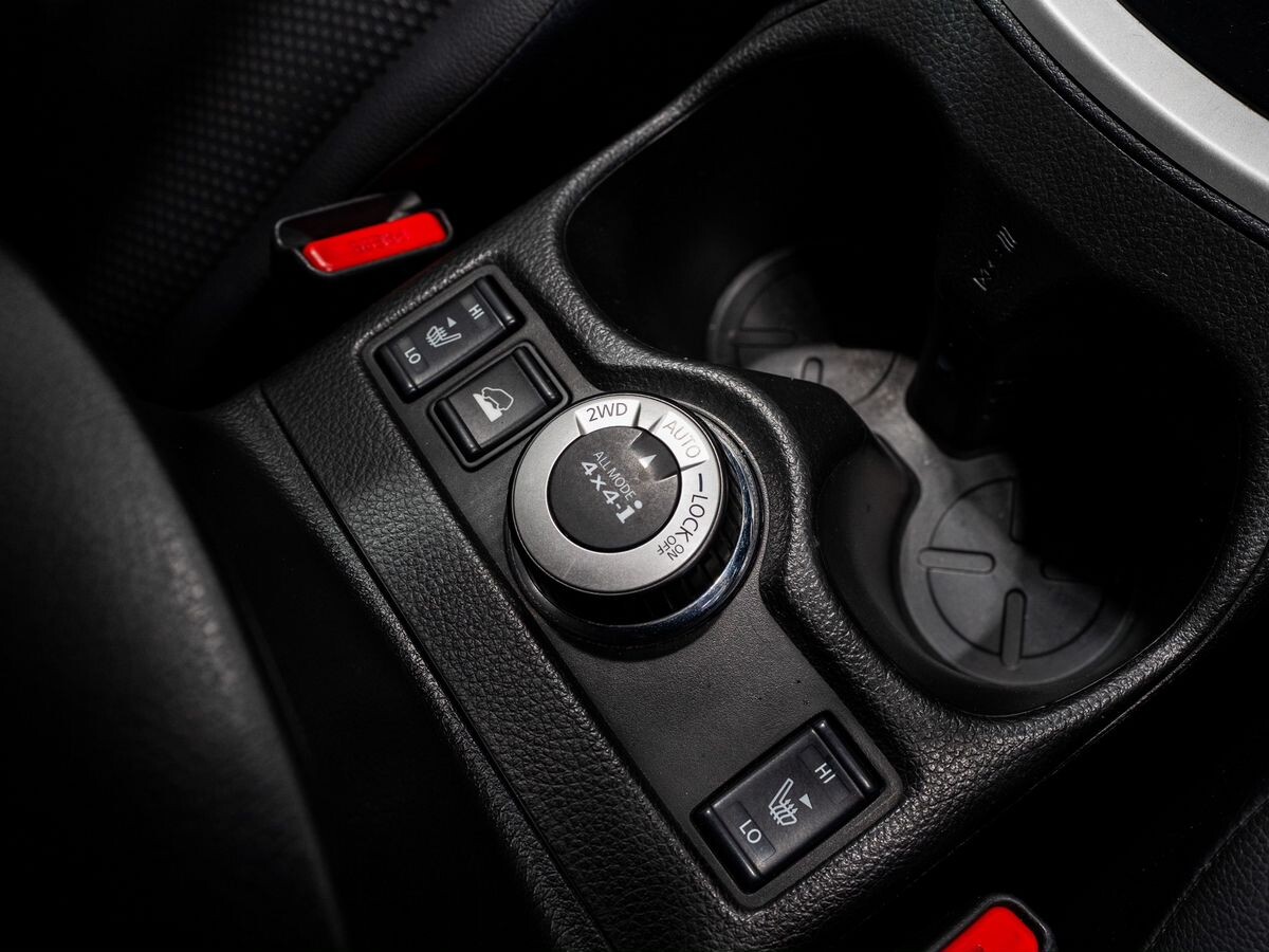 Nissan X-Trail 2014 - фото автомобиля