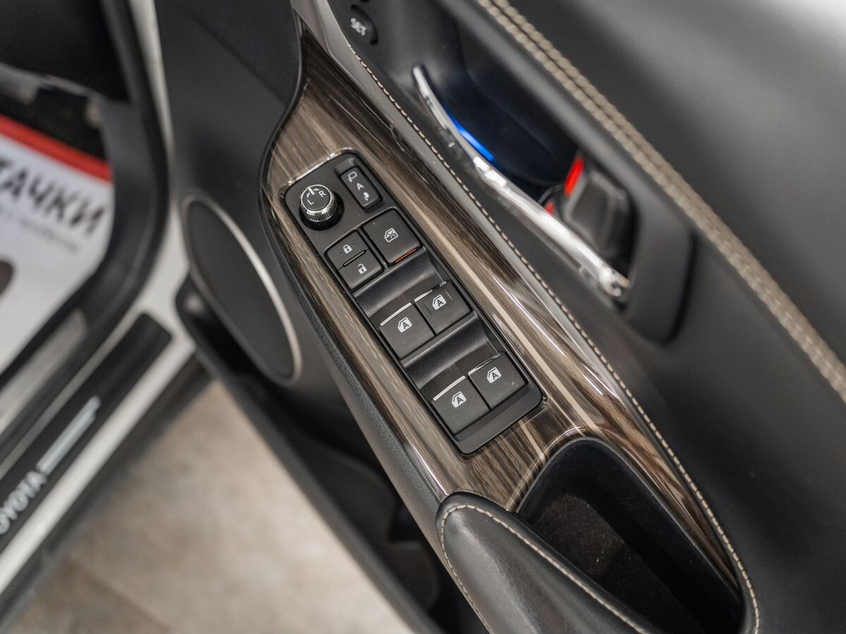 Toyota Harrier 2014 - фото автомобиля