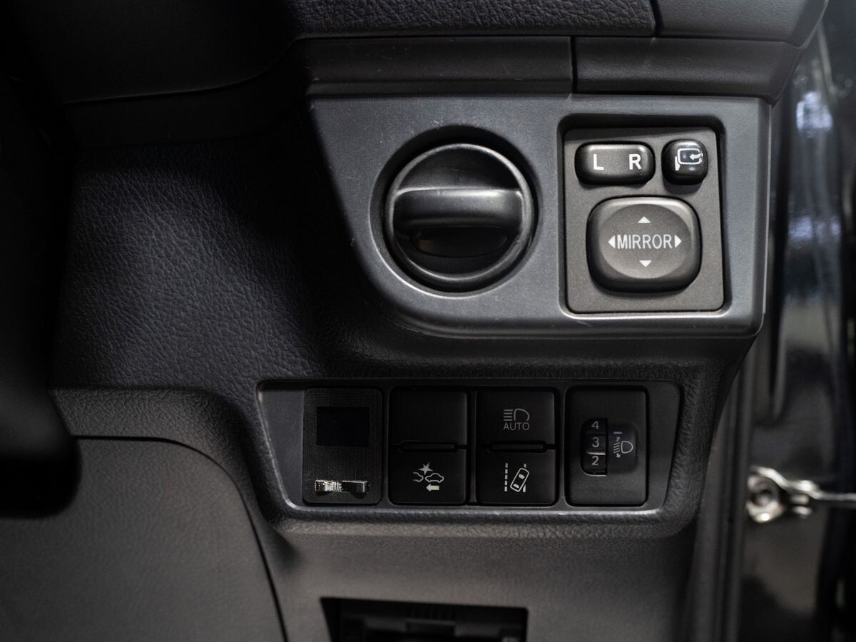 Toyota Corolla 2017 - фото автомобиля