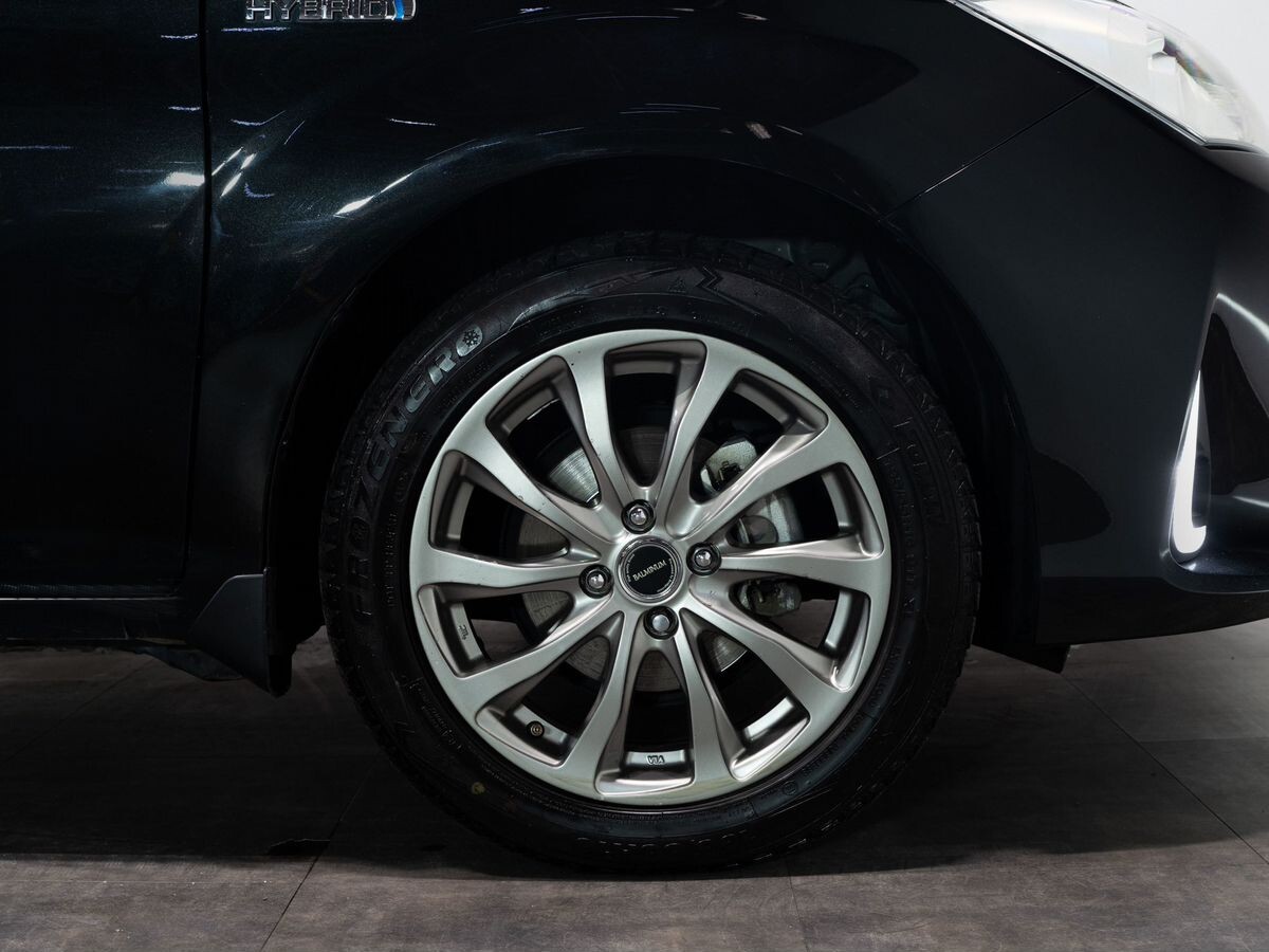 Toyota Corolla 2017 - фото автомобиля