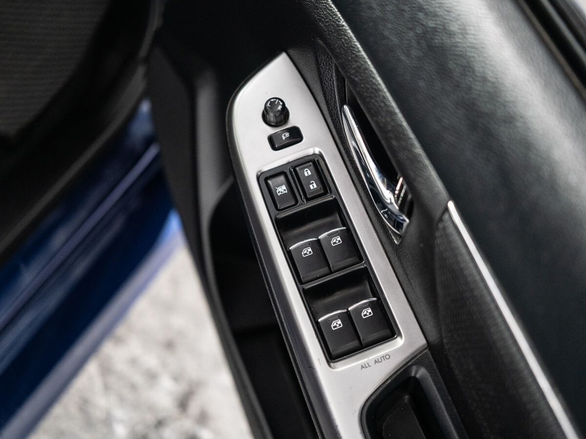 Subaru Levorg 2015 - фото автомобиля